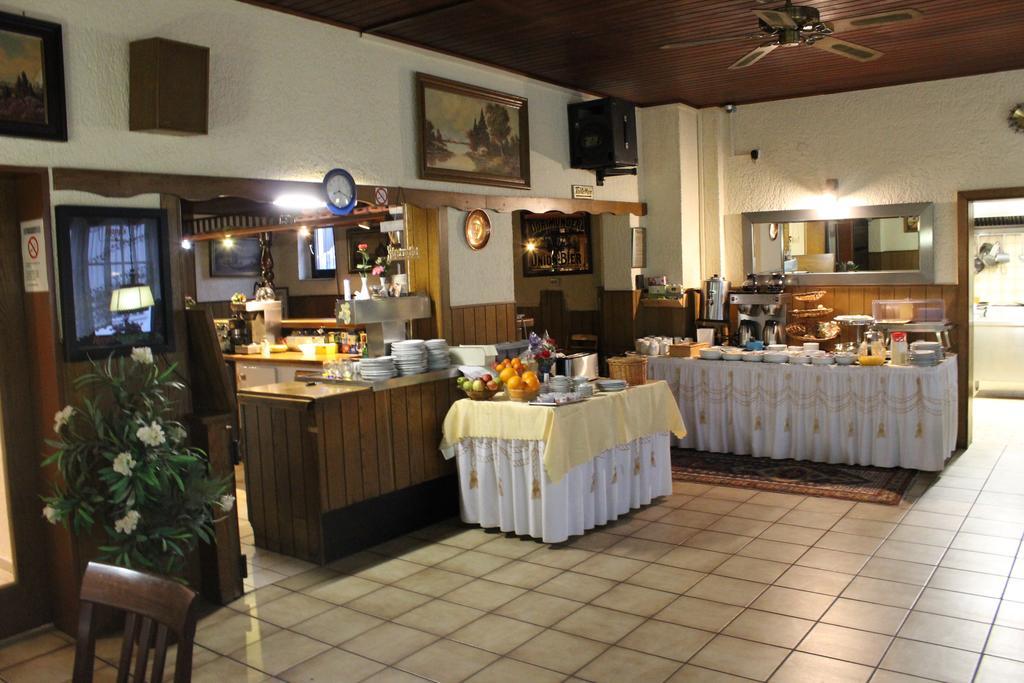 Airport-Hotel Zum Taubengrund Kelsterbach Eksteriør bilde