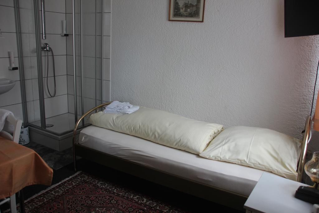 Airport-Hotel Zum Taubengrund Kelsterbach Eksteriør bilde